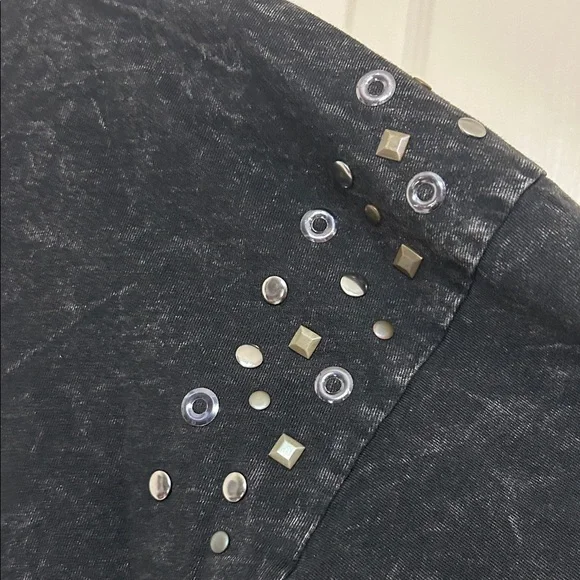 Harley-Davidson Black and Gold Cotton Studded Embellished Top from Nags Head NC - Picture 9 of 11